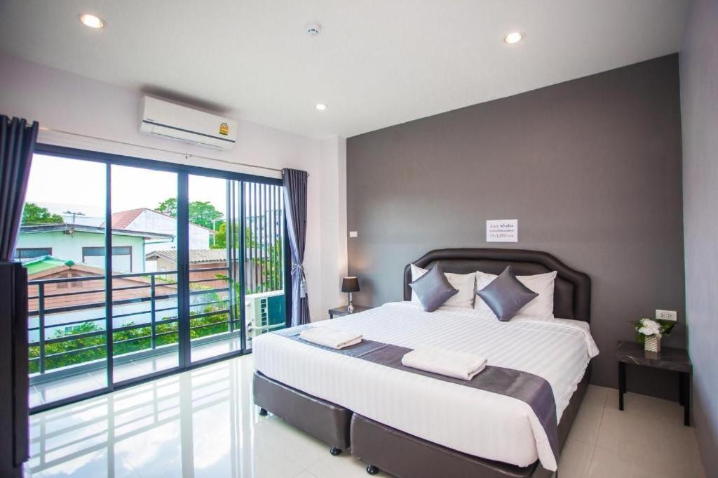 The Bed Hotel Phitsanulok Exterior foto